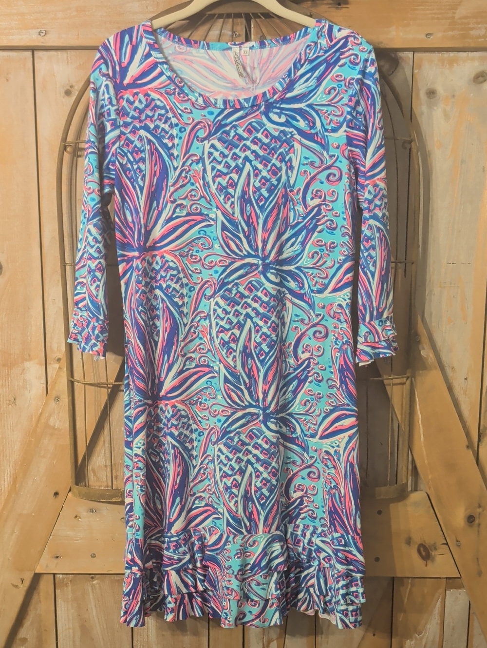 Lulu B Size XS Dress.    Colorful And Fun